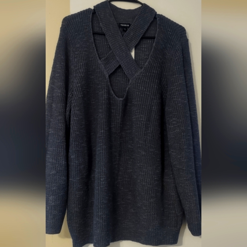 Torrid Front Cutout Pullover Sweater Plus Size 3